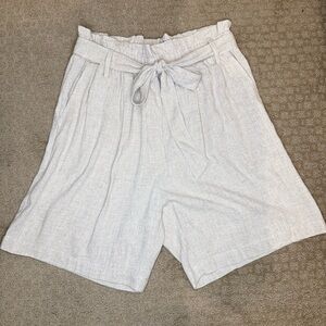 Karen Kane High Waist linen color Shorts